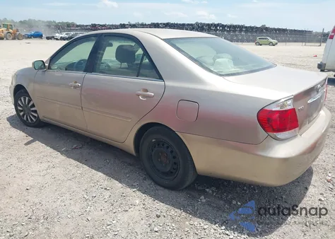 2005 Toyota Camry Le from USA, damaged, VIN 4T1BE30KX5U079332